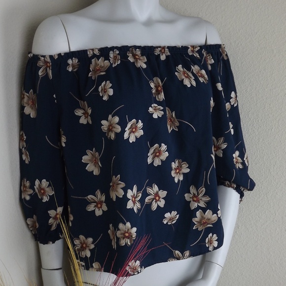 Mid Sleeved Off Shoulder Blue&Brown Floral Blouse - Picture 3 of 8